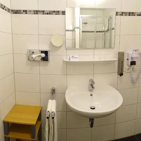 Hotel Amedia Express Bielefeld, Trademark Collection By Wyndham