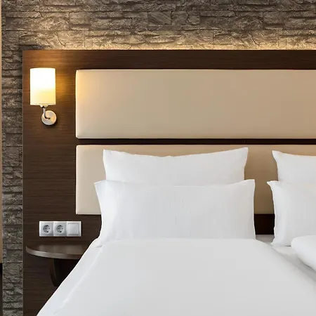 Amedia Express Bielefeld, Trademark Collection By Wyndham 3* Вертер