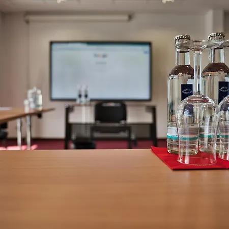 Amedia Express Bielefeld, Trademark Collection By Wyndham Hotel 3*