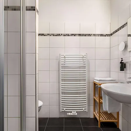 Amedia Express Bielefeld, Trademark Collection By Wyndham Отель 3*