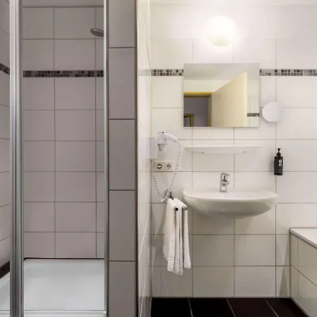 Hotel Amedia Express Bielefeld, Trademark Collection By Wyndham 3*