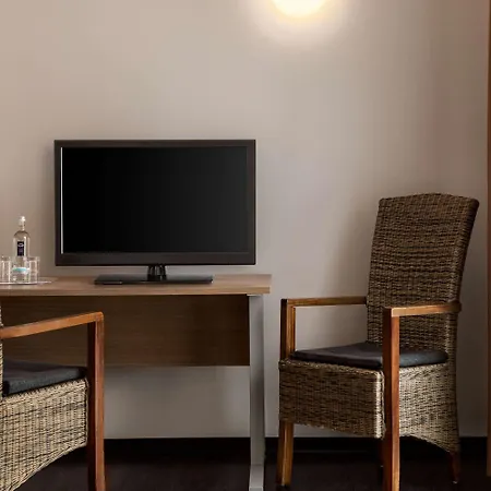 Amedia Express Bielefeld, Trademark Collection By Wyndham Hotel 3*