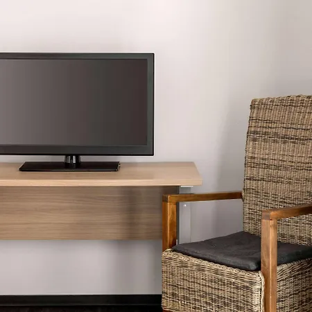 Amedia Express Bielefeld, Trademark Collection By Wyndham 3*