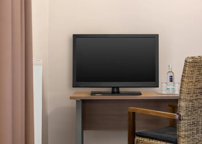 Amedia Express Bielefeld, Trademark Collection By Wyndham 3* 웰더