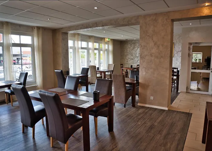 Hotel Amedia Express Bielefeld, Trademark Collection By Wyndham 3*