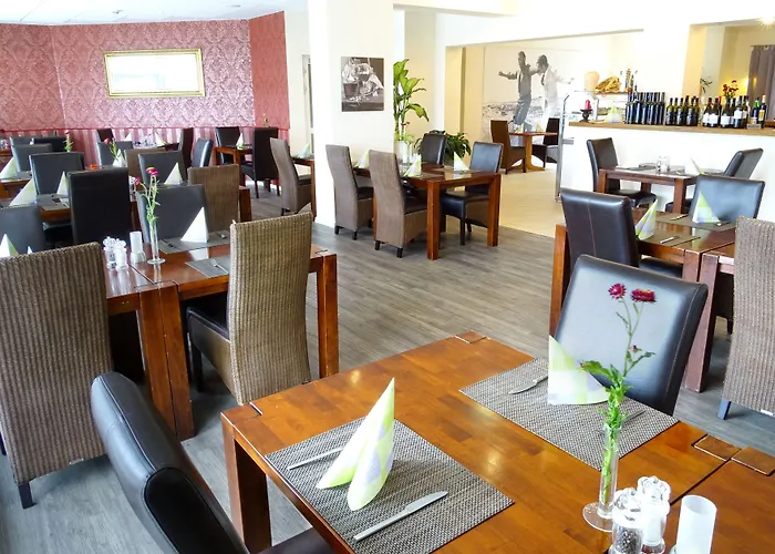 Hotel Amedia Express Bielefeld, Trademark Collection By Wyndham